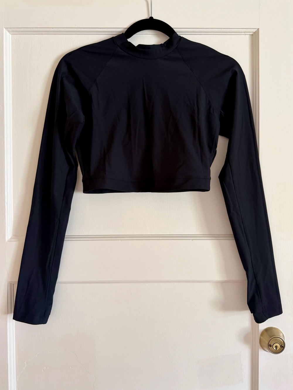 Athleta Black Long-Sleeve Cropped Crew Top